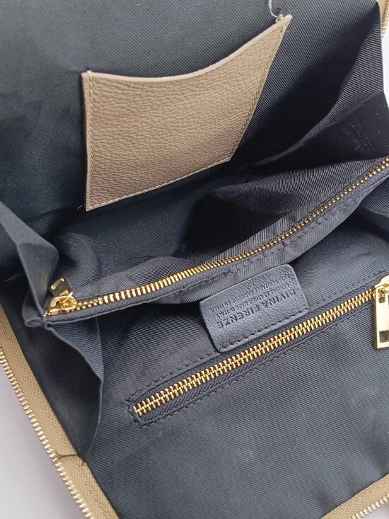 DIVINA FERENZE Beige and Caramel Leather Backpack Purse w/ Gold Color Hardware main image 9